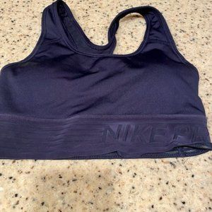 Nike Pro Sports Bra